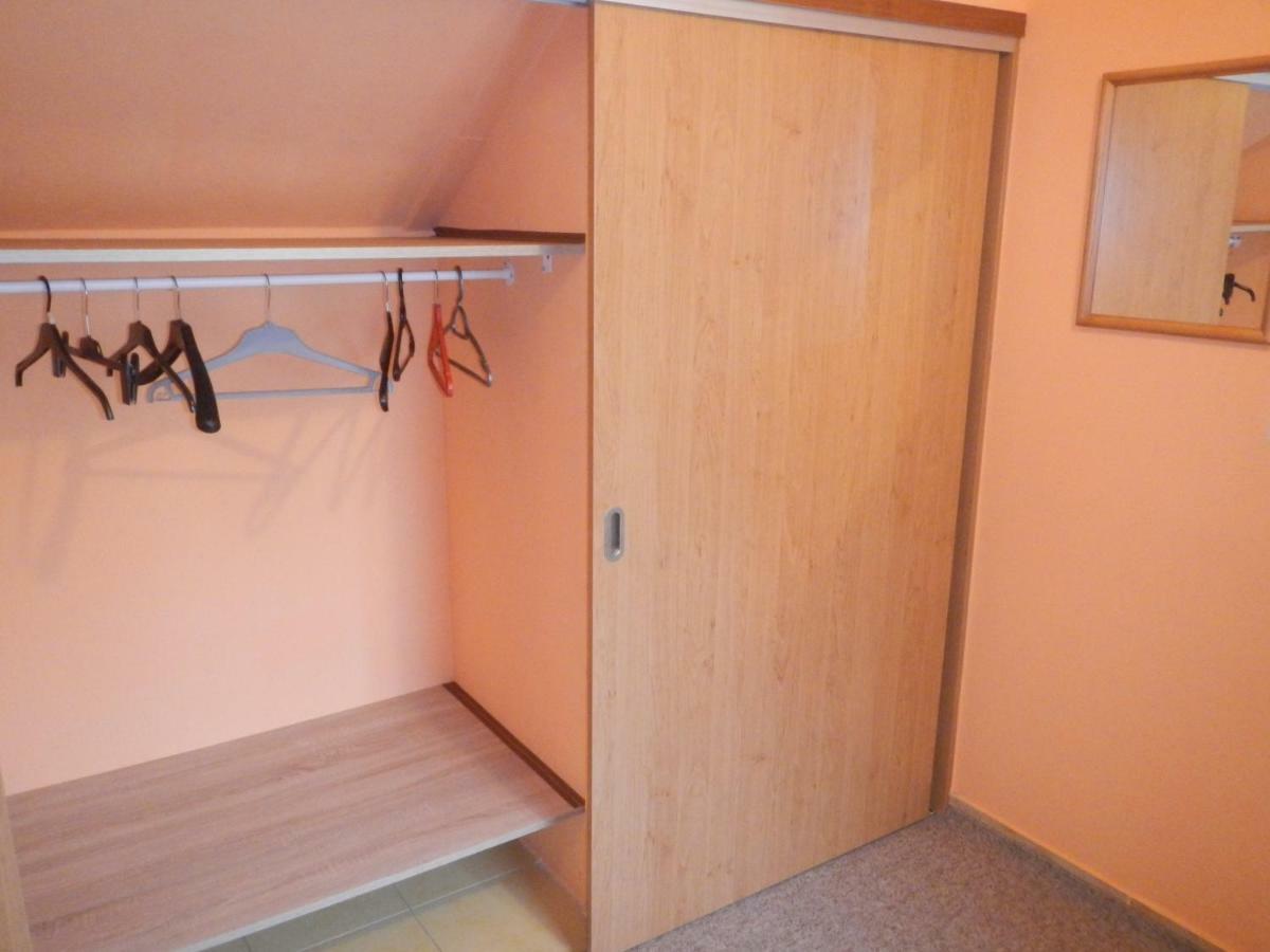 Apartmany Sarka Ujezd U Hradce Kralove Hradec Kralove Ngoại thất bức ảnh